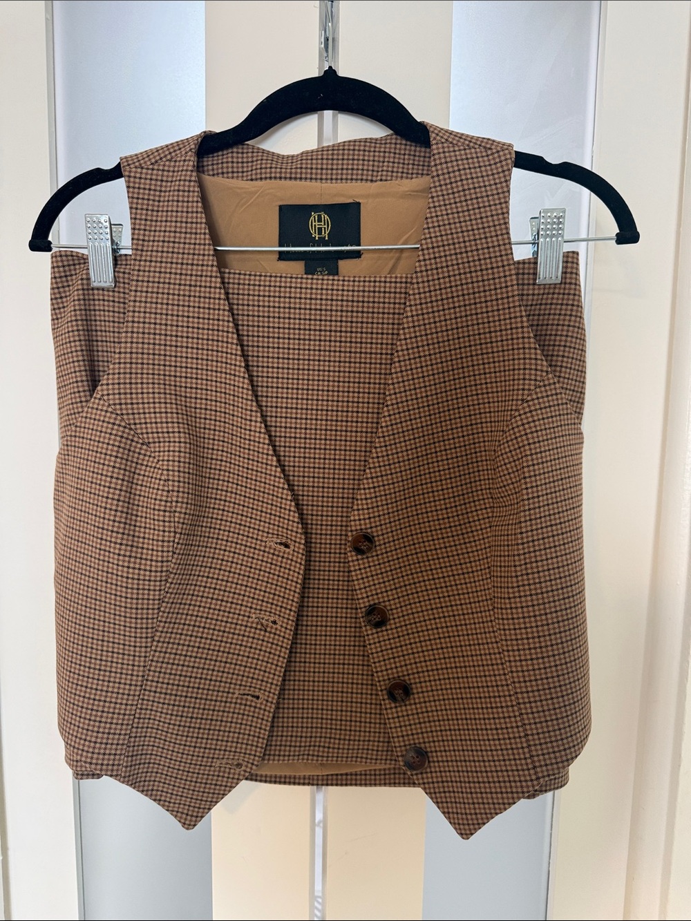 HOUSE OF HARLOW brown micro check vest and skirt matching set!